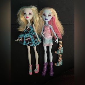 Monster high Abby and Lagoona
